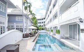 Away Chiang Mai Thapae Resort A Vegan Retreat